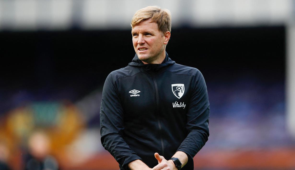 Eddie Howe - Mantan pelatih Bournemouth ini terang-terangan tertarik menggantikan posisi Steve Bruce di Newcastle United. Namun jalan Howe menuju bangku pelatih The Magpies cukup berat karena harus bersaing dengan nama besar seperti Antonio Conte dan Brendan Rodgers. (AFP/Clive Brunskill)