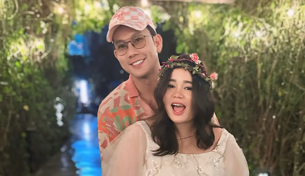 <p>Empat tahun membina rumah tangga, akhirnya Denny Sumargo dan Olivia Allan menantikan kelahiran buah hati mereka. Sudah lama dinanti, pasangan yang menikah pada 21 November 2020 itu tampak sudah sangat siap menyambut kelahiran buah hati pertama mereka. (Liputan6.com/IG/@sumargodenny)</p>