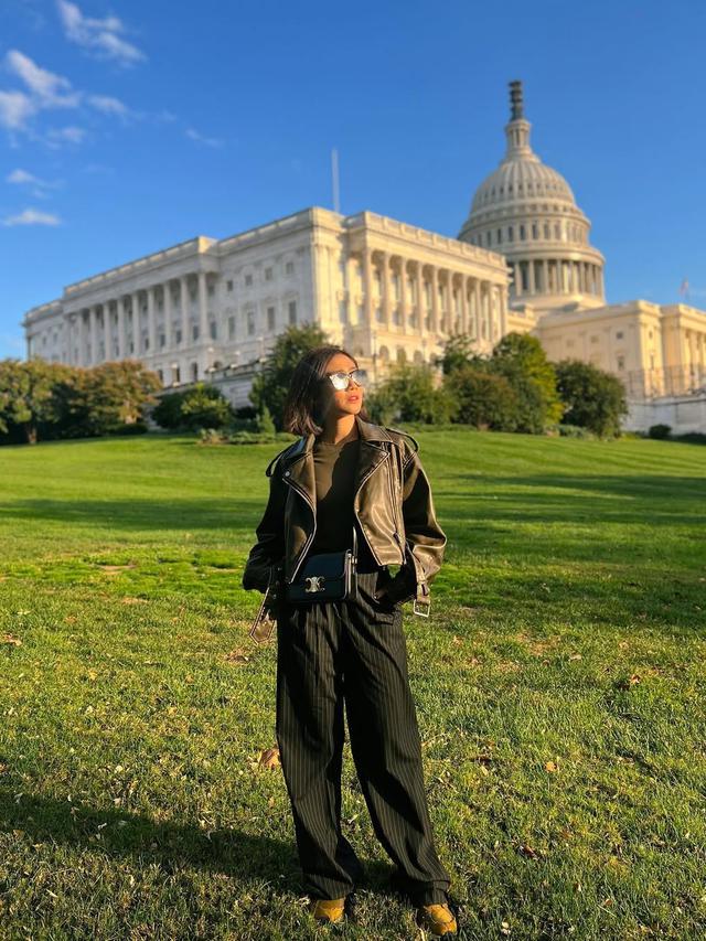 Potret Outfit Febby Rastanty Pakai Leather Jaket yang Bisa Dikenakan Untuk Ngoser hingga Liburan, Bisa Jadi Inspirasi