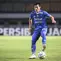 Pemain Persib Bandung, Zalnando mengontrol bola pada laga lanjutan pekan ke-3 BRI Liga 1 2023/2024 antara Persib Bandung melawan Dewa United FC di Stadion Gelora Bandung Lautan Api (GBLA), Bandung, Jumat (14/07/2023). (Bola.com/Bagaskara Lazuardi)