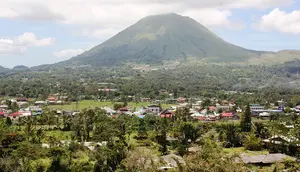 Jalur Pendakian Gunung Lokon Ditutup Total
