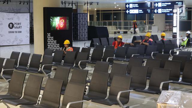 Ruang Check In dan Tunggu Bandara Internasional Yogyakarta