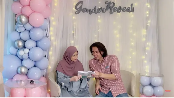 6 Momen Cut Meyriska dan Roger Danuarta Ungkap Jenis Kelamin Anak Kedua