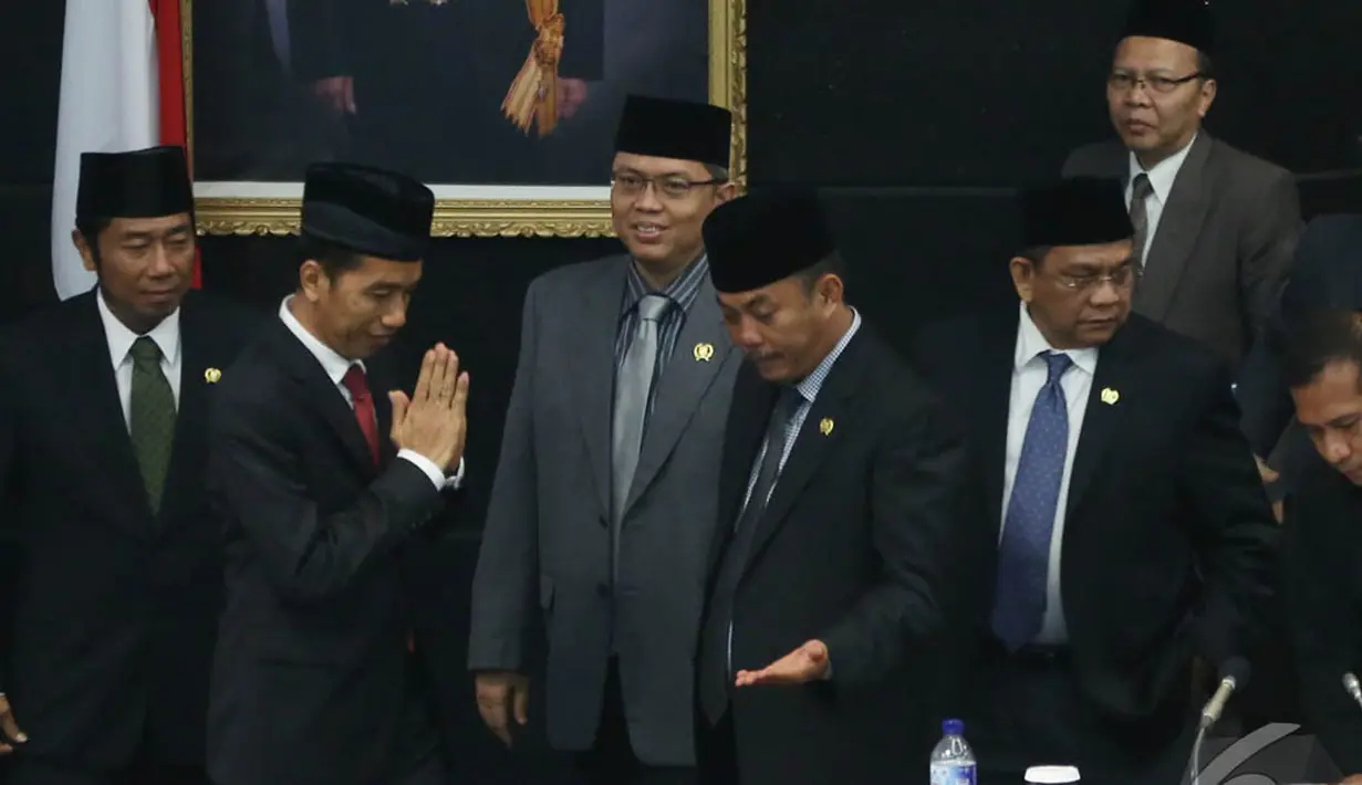 Rapat Paripurna DPRD DKI digelar terkait pengunduran Jokowi sebagai Gubernur DKI, Jakarta, Senin, (6/10/2014) (Liputan6.com/Herman Zakharia)