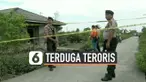 Tim Densus 88 anti teror mendatangi rumah terduga teroris HB yang telah ditangkap hari Senin (18/11). Dari rumah terduga, polisi sita sejumlah barang bukti.