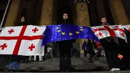 Aksi unjuk rasa tersebut untuk menentang penundaan pembicaraan aksesi Uni Eropa oleh pemerintah Georgia pada 28 November 2024. (KAREN MINASYAN/AFP)