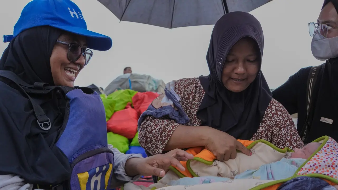 Menebar kebaikan dengan mengajak masyarakat untuk memaknai kepedulian sebagai bagian dari keseharian.