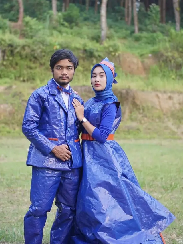 6 Outfit Absurd dari Khoirul Anam Ini di Luar Nalar, Out of The Box