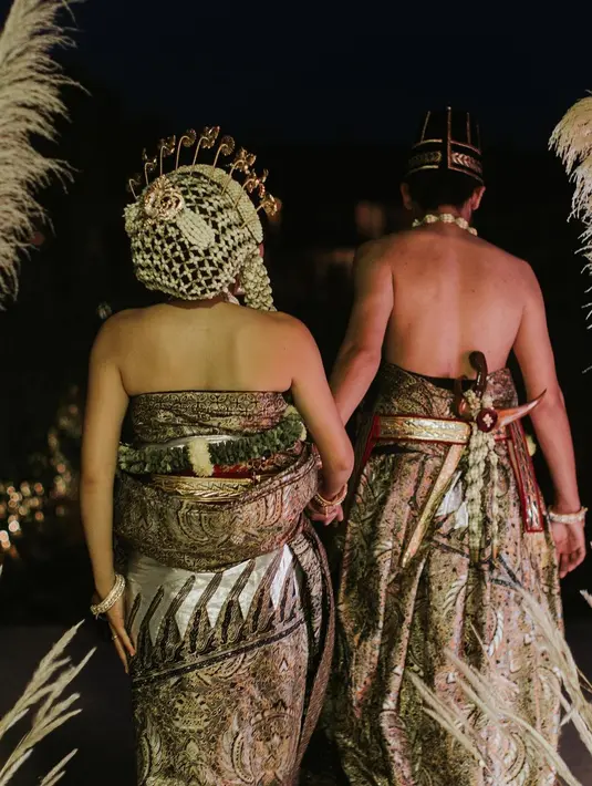 Adipati Dolken dan Canti Tachril (Instagram/adipati)