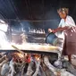 Foto : Anastasia Puker, petani garam tradisional di Sikka, NTT (Liputan6.com/Dion)