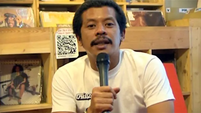 [VIDEO] Potong Rambut, Edi Brokoli Tidak Dikenali Anak