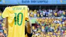 Sosok Neymar sangat penting bagi kesebelasan Brasil (AFP PHOTO / ADRIAN DENNIS)