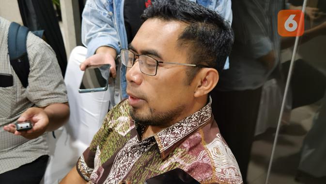 <p>Agus Rohmat, SVP - Head of Operation PT Smartfren Telecom saat ditemui wartawan di Jakarta, Kamis (14/4/2023). (Liputan6.com/ Yuslianson)</p>