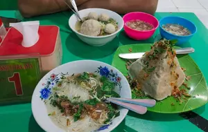 7 Rekomendasi Tempat Makan Bakso Viral di Gandaria 2026, dari Sepeda Legendaris sampai Kedai 24 Jam