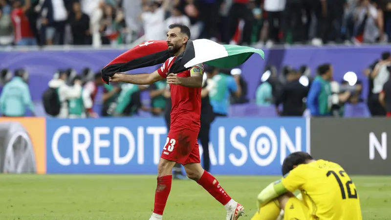 Selebrasi pemain Yordania usai menyingkirkan Irak dari Piala Asia 2023