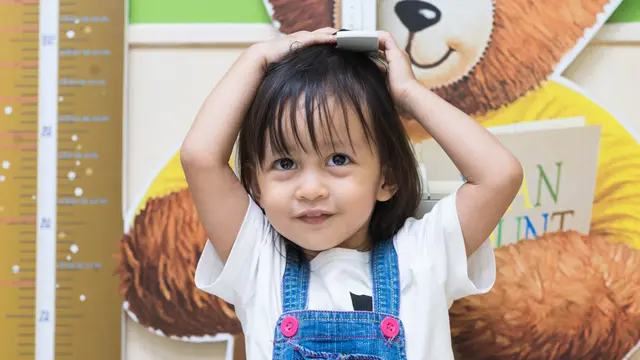 4 Penyebab Tinggi Badan si Kecil Tidak Bertambah (Sukjai Photo/Shutterstock)