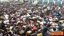 Citizen6, Bima: Untuk puncak arus balik diprediksi terjadi pada, Minggu (19/8) dimana KM.Tilongkabila tujuan Labuhan Bajo, Makassar diberangkatkan. (Pengirim: Made Kusiadi Asmara)