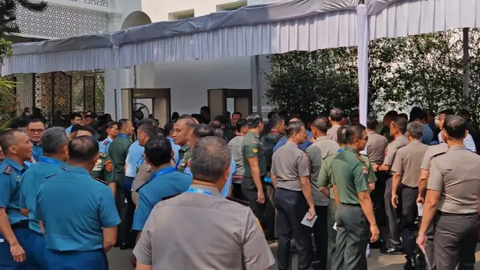 Strategi Prabowo Kumpulkan Ratusan Perwira Tinggi TNI-Polri di Istana Negara