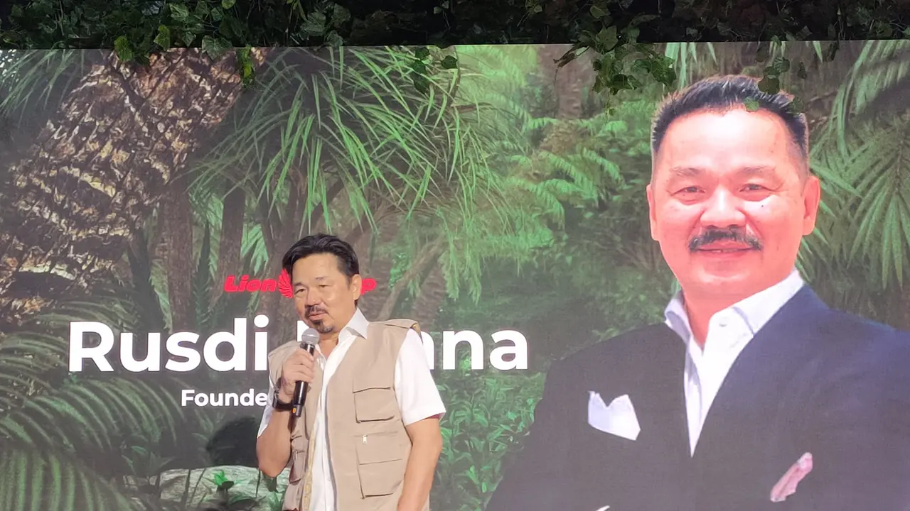 CO Founder Lion Group