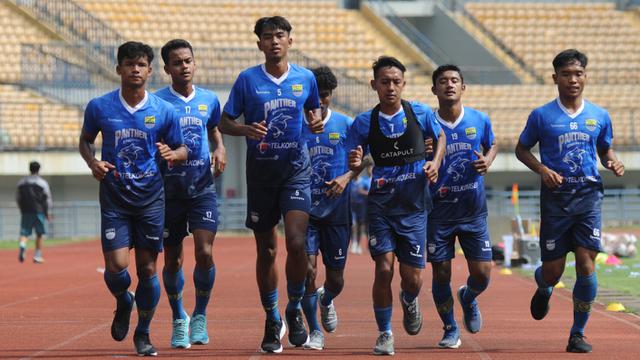 FOTO: Gelar Latihan, Persib Bandung Panggil Pemain Cabutan