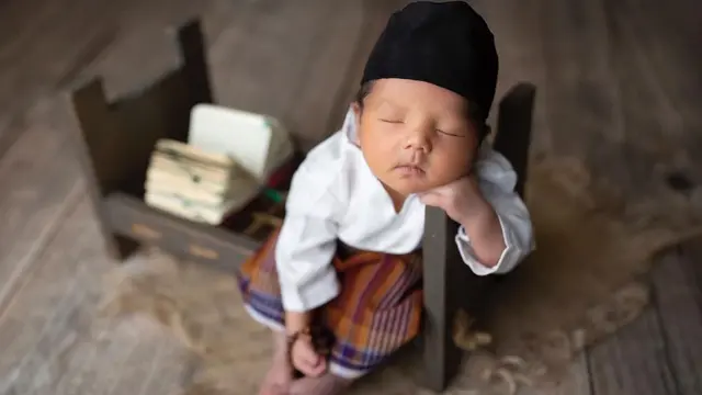 6 Potret Baby Born Shaquille Anak Cut Meyriska dengan Berbagai Tema, Menggemaskan