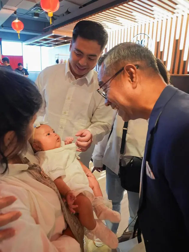 Penyerahan Anak Gritte Agathake Gereja