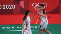 Penampilan ganda putri Indonesia, Greysia Polii/Apriyani Rahayu, pada laga grup Olimpiade Tokyo 2020, Selasa (26/7/2021). (NOC Indonesia)