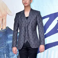 Penampilan Kim Soo Hyun di jumpers drama Producer. Foto: kpopstarz.com