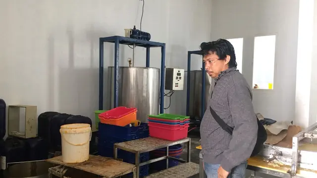 BPOM Gerebek Produksi Sabun Kecantikan Ilegal di Tangerang (Liputan6.com/Pramita Tristiawati)