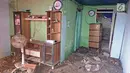 Ruang tamu dan keluarga yang rusak pasca gelombang Tsunami Selat Sunda di Dusun Tiga Regahan Lada, Pulau Sebesi, Lampung Selatan, Minggu (30/12). Sebagian warga mengungsi ke Kalianda. (Liputan6.com/Herman Zakharia)