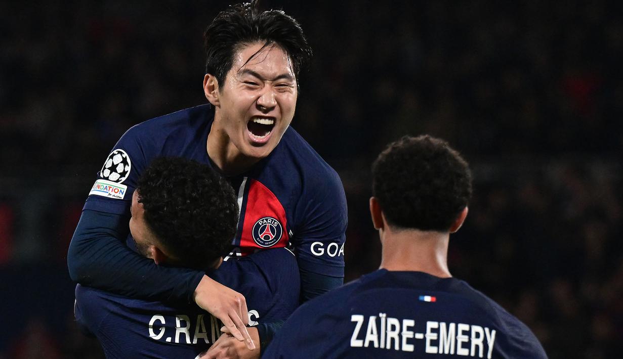 Gelandang serang PSG asal Korea Selatan, Lee Kang-in telah mencetak 1 gol dari dua laga di Liga Champions musim 2023/2024. Gol tersebut dicetaknya pada matchday ketiga Grup F ke gawang AC Milan (25/10/2023) dalam laga yang akhirnya dimenangkan PSG dengan skor 3-0. (AFP/Miguel Medina)