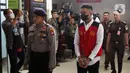 Ketua Majelis Hakim Alimin Ribut Sujono yang mendengar pernyataan itu pun mengabulkan pemintaan jaksa untuk menunda persidangan. Sidang tuntutan terhadap Mario Dandy dan Shane Lukas dijadwalkan pada Selasa, 15 Agustus 2023. (Liputan6.com/Herman Zakharia)