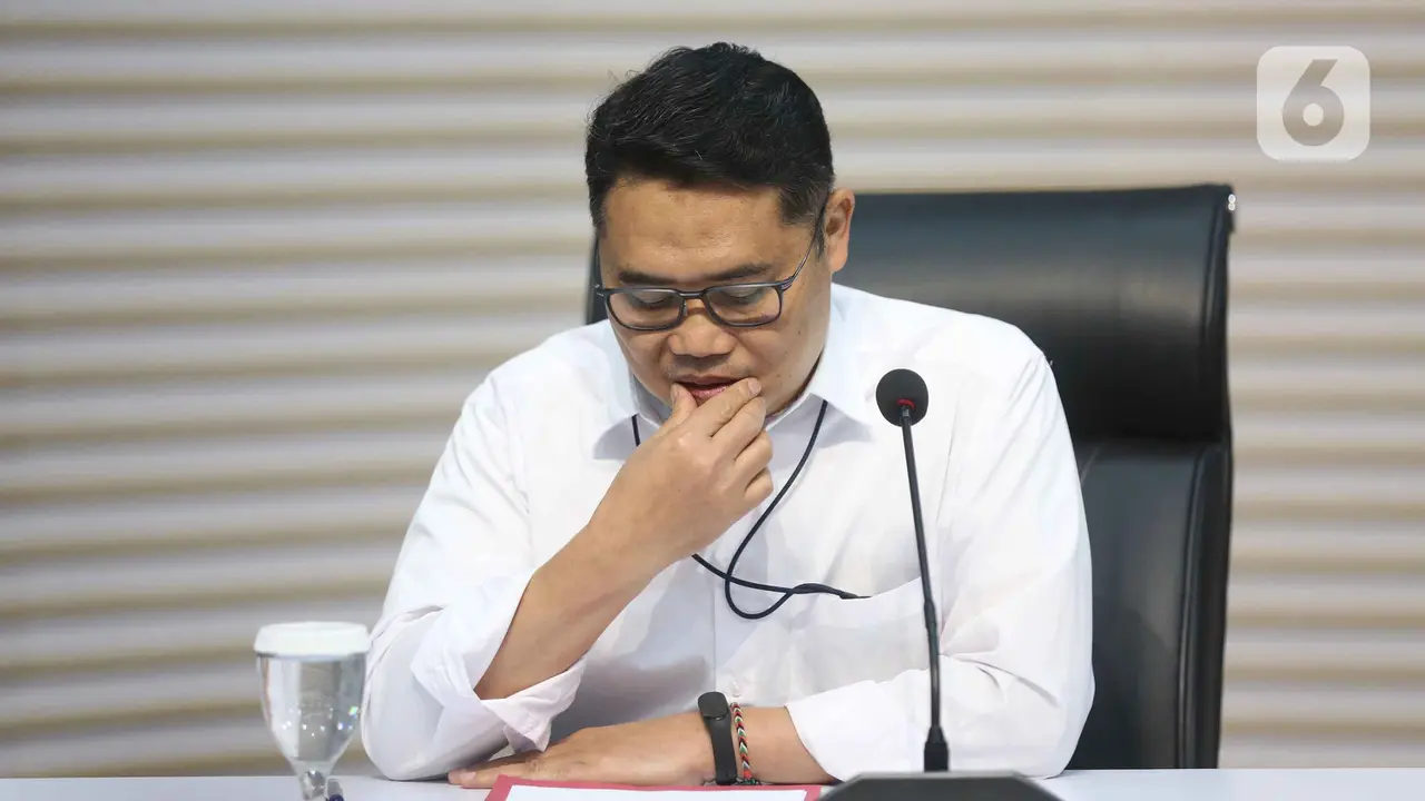 OTT Bupati Cilacap Syamsul Auliya Rachman, KPK Sita Uang Ratusan Juta