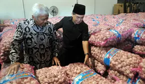 Kunjungi Bulog, DPR Pertanyakan Ketersediaan Daging untuk Puasa