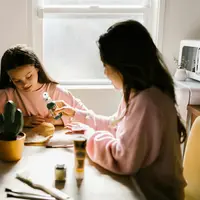 Aktivitas seni mengasah kreativitas anak Anda. [Dok/Pexels.com/RDNE Stock project].