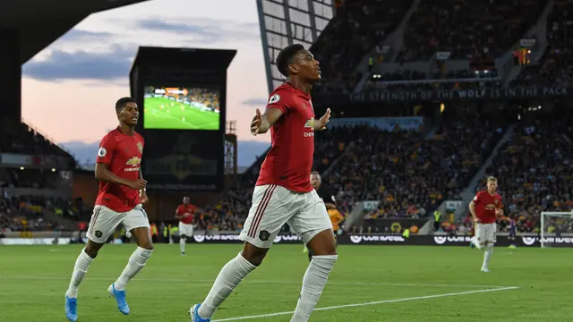 FOTO: Paul Pogba Gagal Penalti, MU Ditahan Imbang Wolves