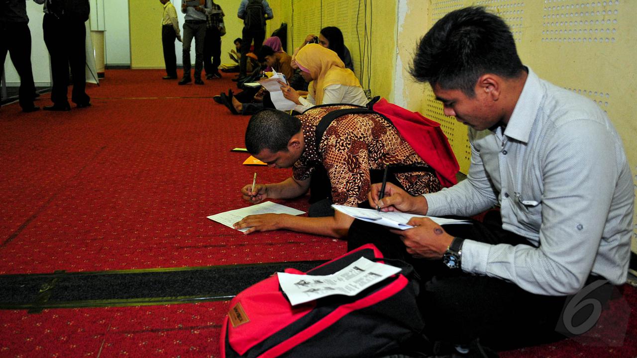 Ribuan Pencari Kerja Serbu Karir.com Expo 2015