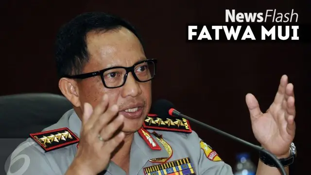 Kapolri Jenderal Tito Karnavian menegur Kepala Polres Metro Bekasi Kota dan Polres Kulonprogo Yogyakarta terkait surat edaran dari fatwa Majelis Ulama Indonesia (MUI).