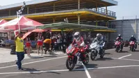 Ribuan Bikers Honda CBR Belajar Teknik Balap