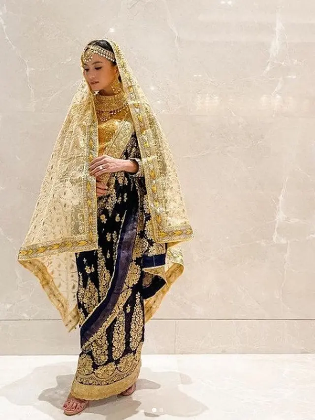 Penampilan 10 Seleb Wanita dengan Busana ala India, Bak Artis Bollywood