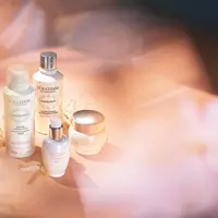 Koleksi Reine Blanche dengan ekstrak bunga Meadowsweet dari L'Occitane. (Dok/L'Occitane)