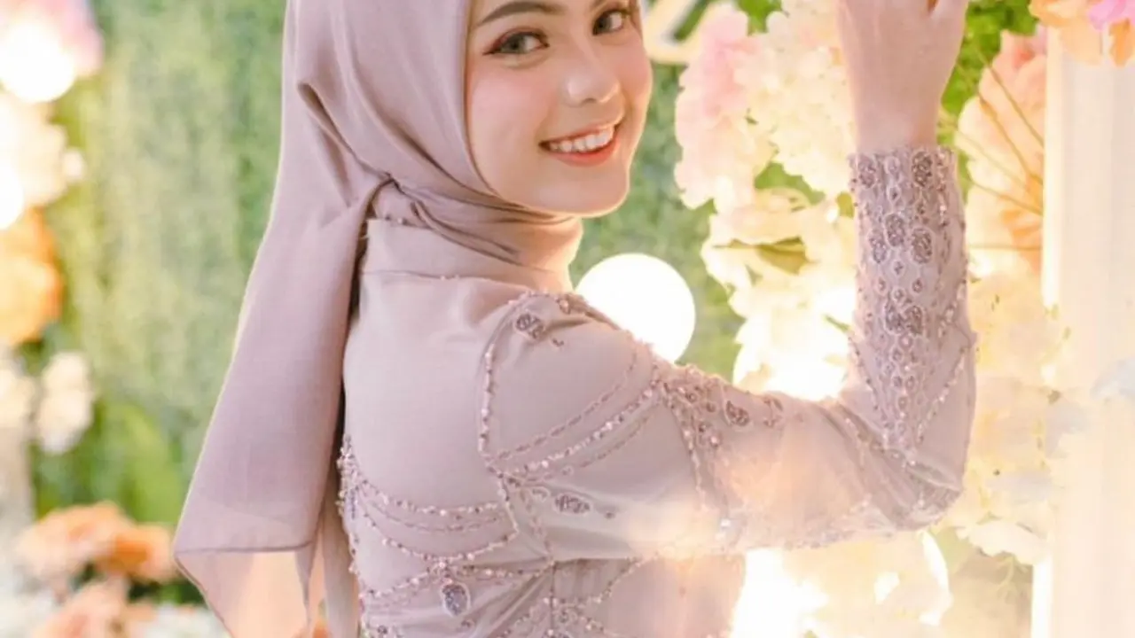 Putri Isnari DA