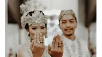 Resmi Menikah, Ini 7 Potret Cantik Istri Fiersa Besari (sumber: Instagram.com/fiersabesari)