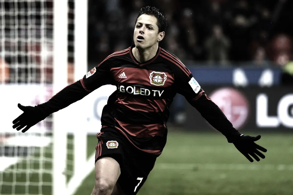 Melepas Chicharito Merupakan Kesalahan Terbesar Van Gaal di MU