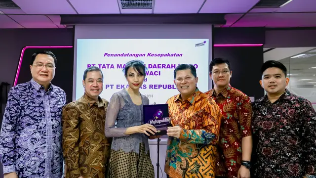 PT Eka Mas Republik (MyRepublic Indonesia) dan PT Tata Mandiri Daerah Lippo Karawaci (TMD Lippo Karawaci) bekerja sama mengembangkan jaringan telekomunikasi Fiber to the Home (FTTH) di kawasan yang dikembangkan oleh TMD Lippo Karawaci dan afiliasinya.