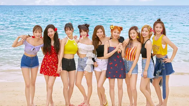 Twice-"Dance The Night Away"