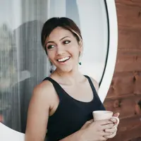 ilustrasi perempuan/Photo by Candice Picard on Unsplash