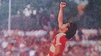 Salah satu momen ikonik Aditio Darmadi saat selebrasi gol Persija ke gawang Persib (twitter/Persija)