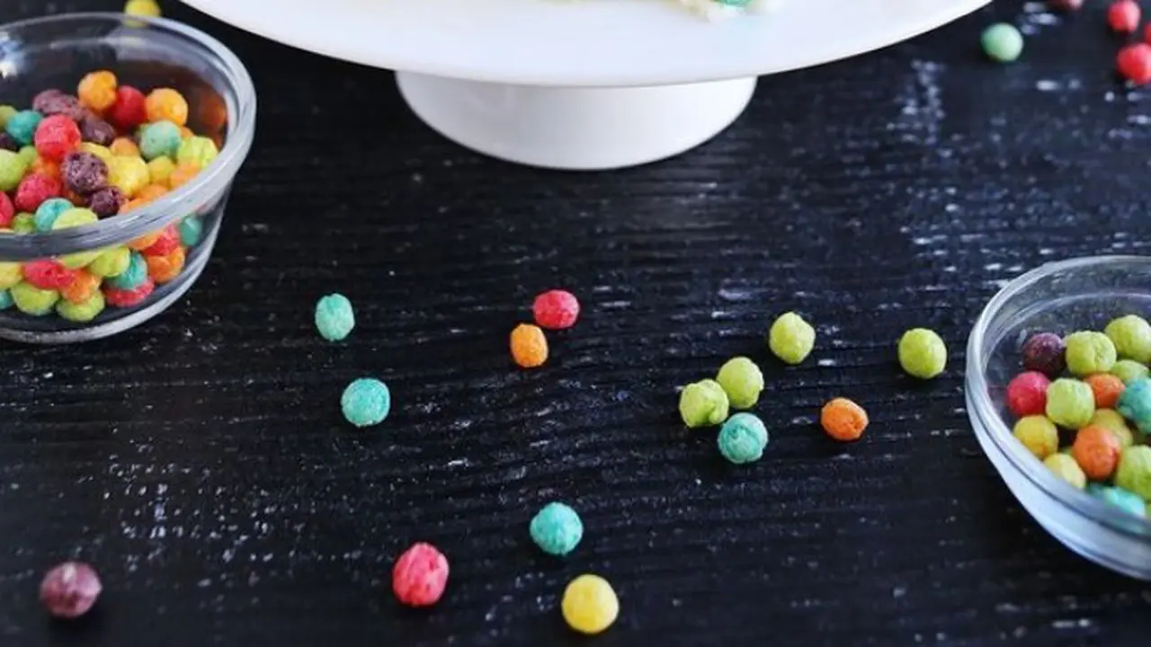 10 Ide Menghias Kue Ulang Tahun dengan Berbagai 'Topping'