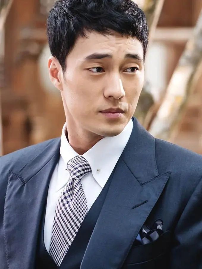 [Bintang] Mengejutkan, Ini 8 Pekerjaan Idola Korea Selatan Sebelum Jadi Artis